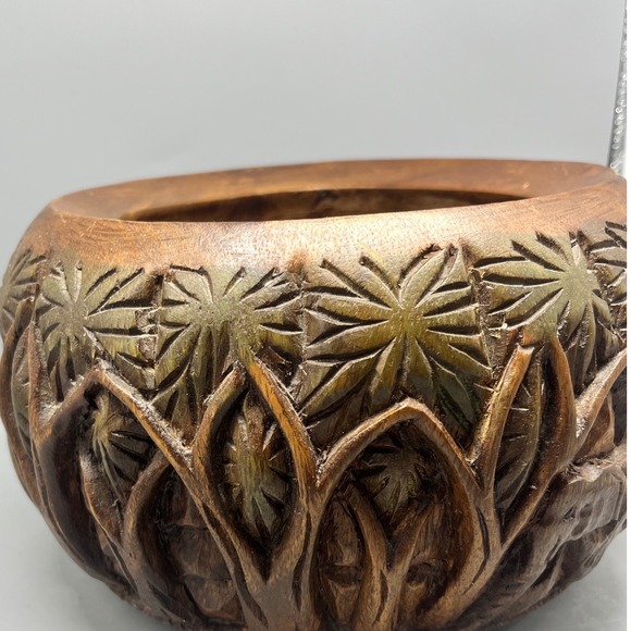 Vintage Hand Carved Wooden Bowl Elephants And Trees 3 D carving - Picture 3 of 8
